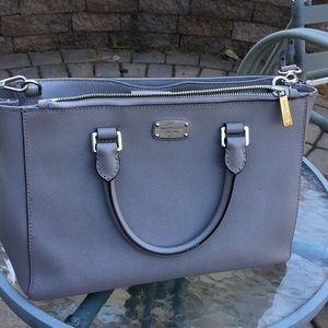 EUC Michael Kors bag priced to sell